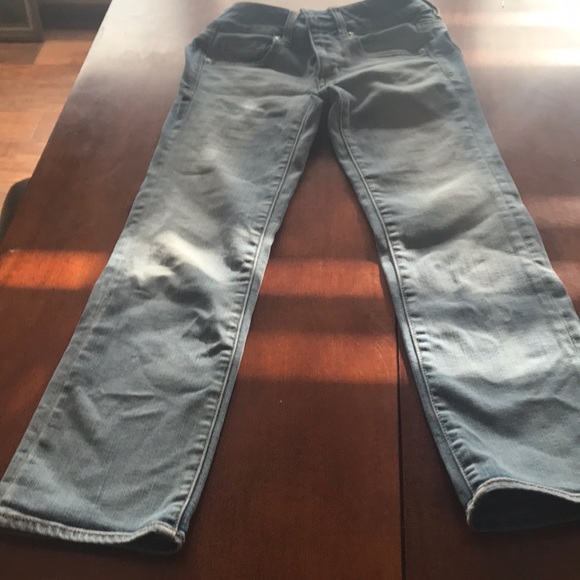 Almost new AE cropped jeans - Picture 2 of 3